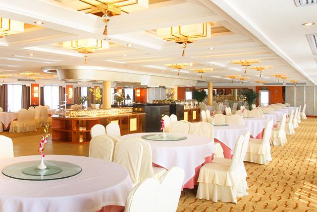 世纪江山如诗游轮餐厅