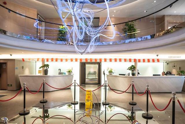 星际阿波罗游轮前台