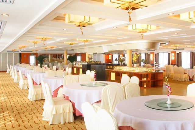 长江发现号主餐厅图片