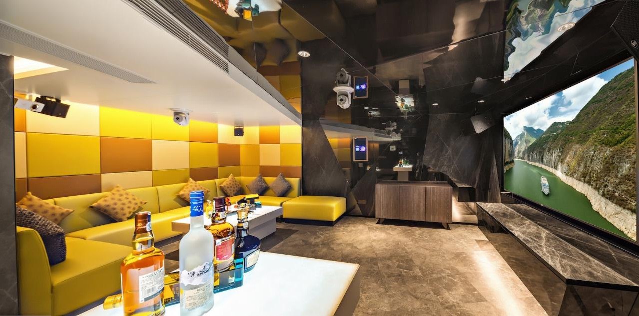 世纪绿洲号KTV图片