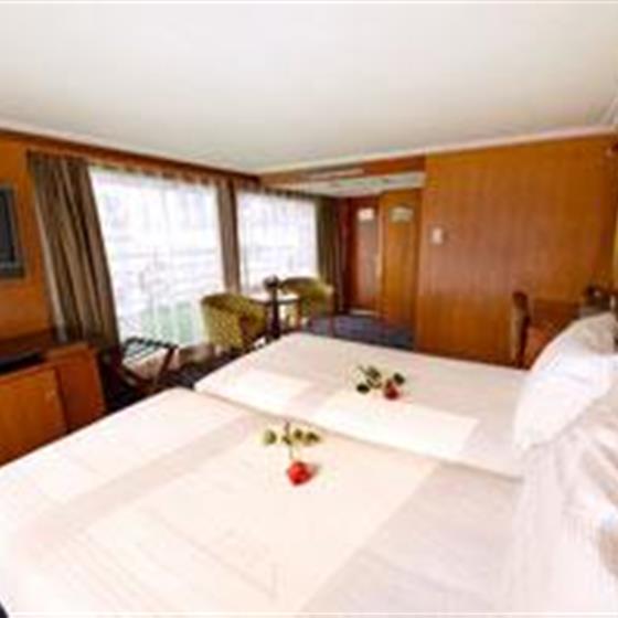 维多利亚凯璇号游轮美维凯莎号游轮行政套房