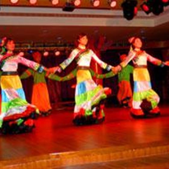 维多利亚凯珍号游轮凯珍号游轮文艺表演