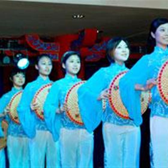 维多利亚凯珍号游轮凯珍号游轮文艺表演