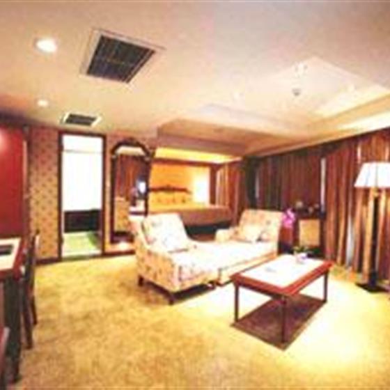 维多利亚凯蒂号游轮凯蒂号游轮香格里拉套房