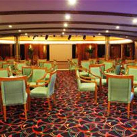 长江传说号游轮多功能娱乐厅